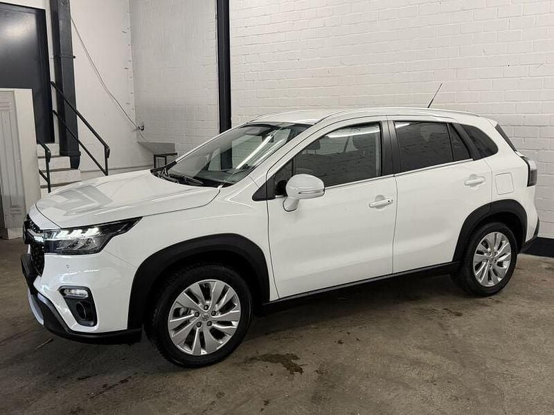 Gebraucht Suzuki SX4 129 PS (94 kW) 2025 Weiß SUV