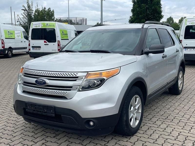 Silber Gebraucht 2011 Ford Explorer SUV | 2.990 € - Bild 1/4