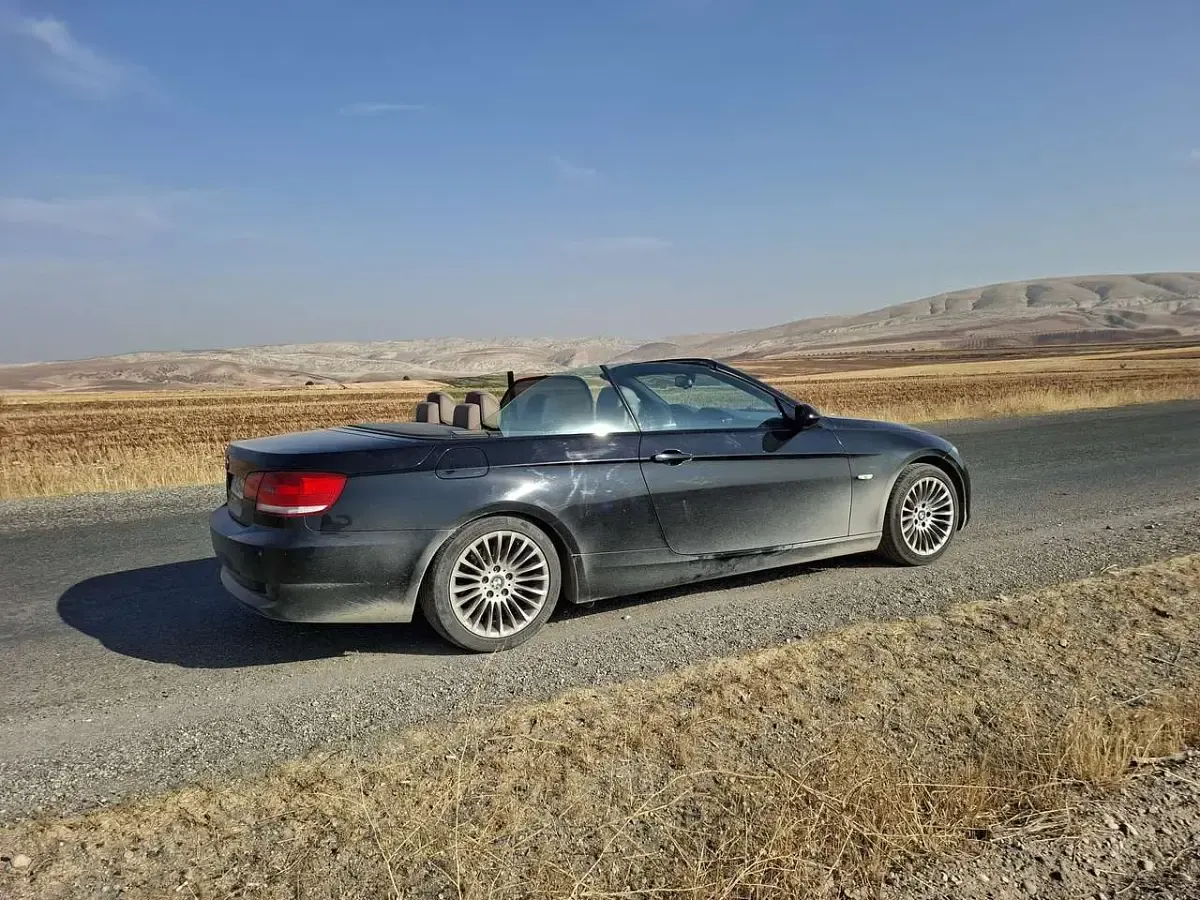 Gebraucht BMW 325 218 PS (160 kW) 2007 Schwarz Cabrio