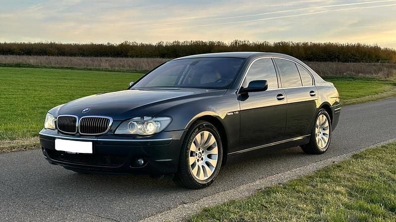 Blau Gebraucht 2007 BMW 760 Shadowline Limousine | 25.900 € (Superpreis) - Bild 1/4