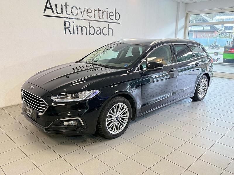 Gebraucht Ford Mondeo Titanium 188 PS (138 kW) 2022 Schwarz Kombi