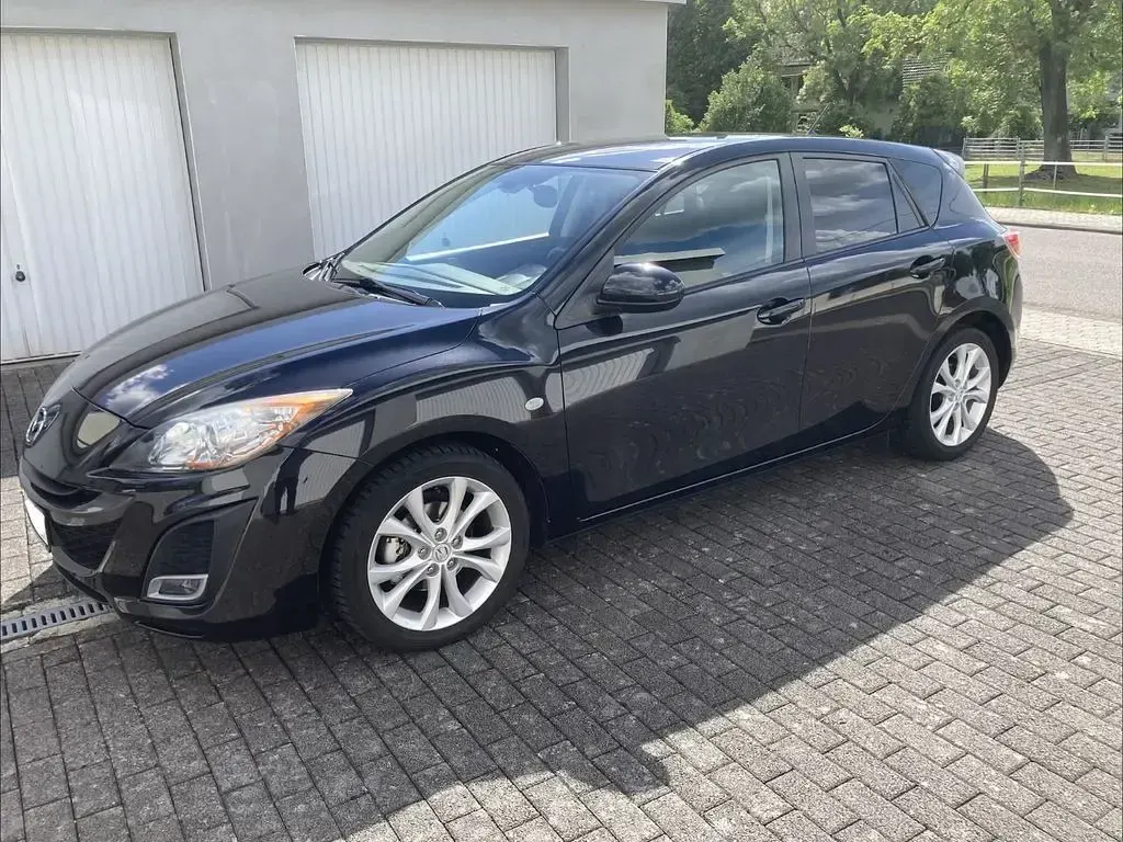 Gebraucht Mazda 3 Exclusive-Line 105 PS (77 kW) 2011 Schwarz Limousine