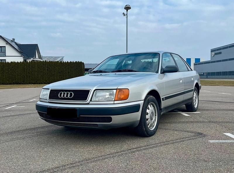 Silber Gebraucht 1991 Audi 100 Limousine | 3.990 € - Bild 1/4