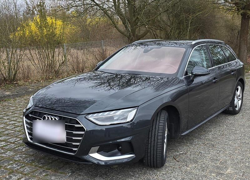 Gebraucht Audi A4 Advanced Plus 204 PS (150 kW) 2022 Grau Kombi