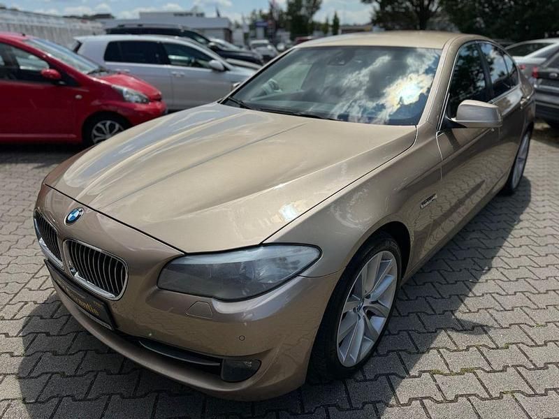 Gebraucht BMW 525 204 PS (150 kW) 2012 Beige Limousine