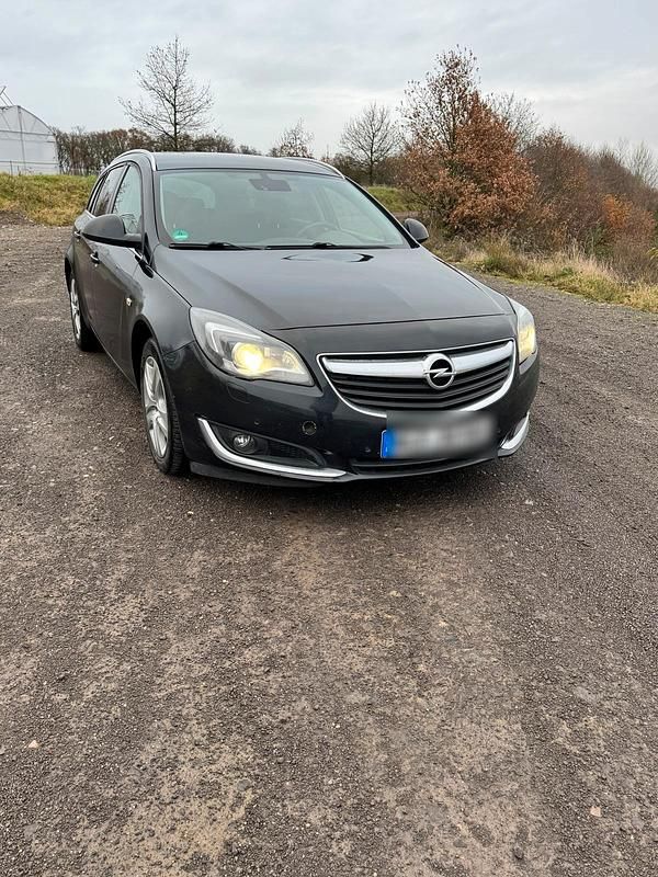 Schwarz Gebraucht 2015 Opel Insignia Kombi | 4.700 € (Superpreis) - Bild 1/4