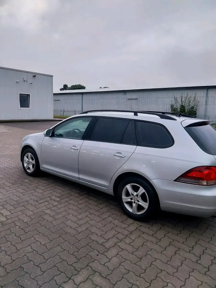 Gebraucht VW Golf VI 105 PS (77 kW) 2010 Kombi