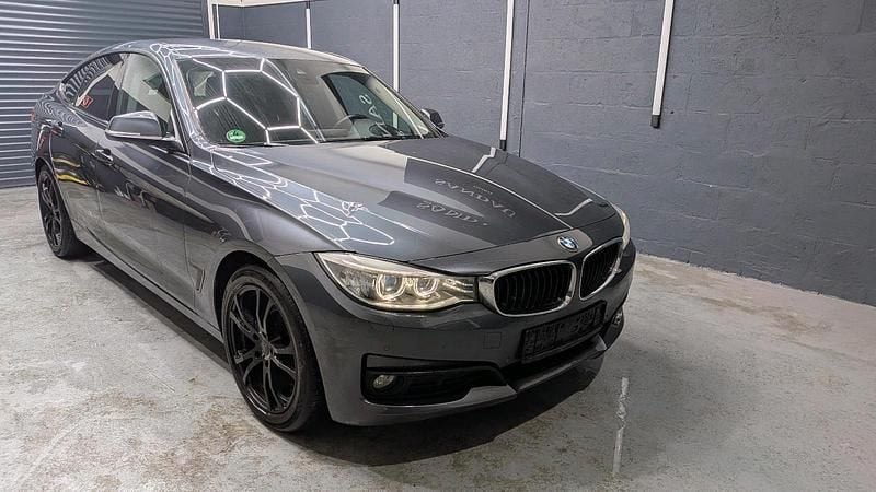 Gebraucht BMW 320 Gran Turismo Sport Line 184 PS (135 kW) 2013 Grau Limousine