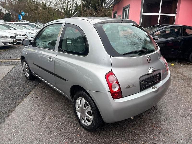 Gebraucht Nissan Micra 80 PS (58 kW) 2003 Silber Kleinwagen