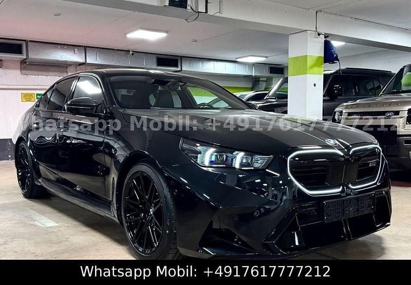Neu BMW M5 Performance 585 PS (430 kW) 2025 Black sapphire metallic Limousine