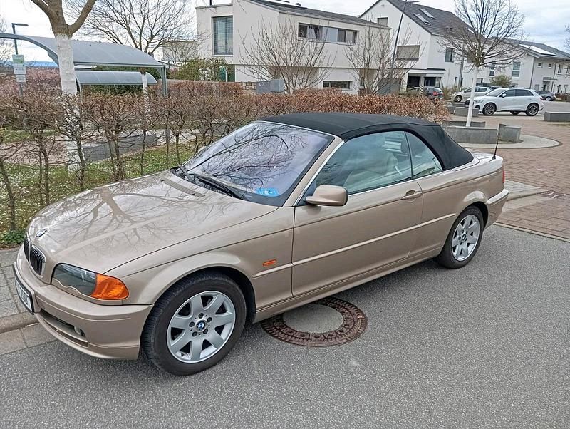 Braun Gebraucht 2000 BMW 323 Cabriolet Cabrio | 5.000 € (Guter Preis) - Bild 1/4