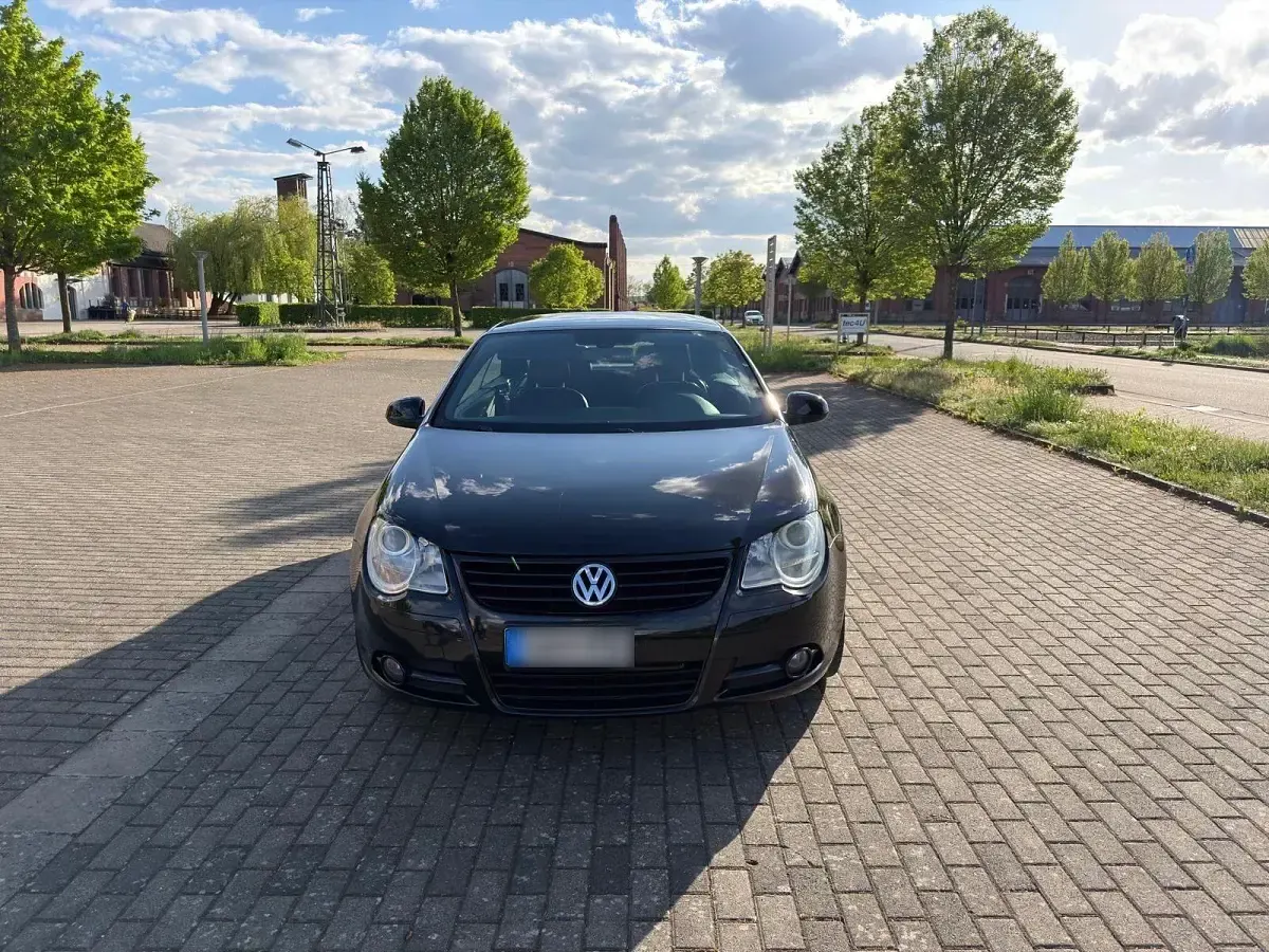 Second-hand VW Eos 140 CP (102 kW) 2008 Negru Cabrio