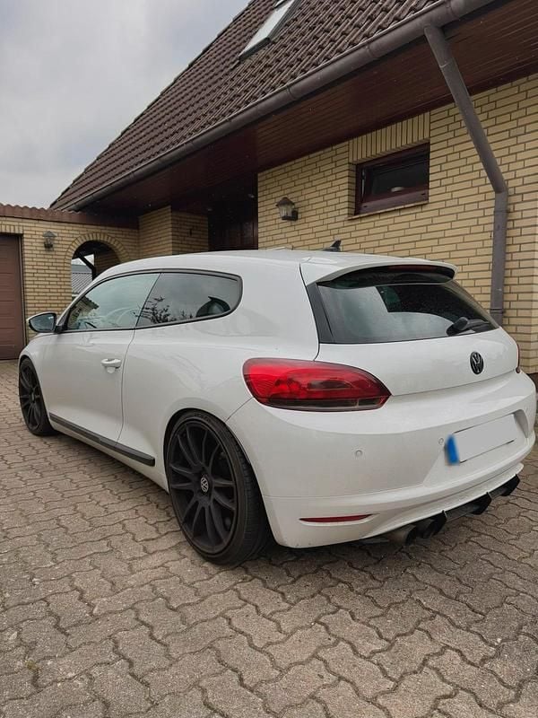 Gebraucht VW Scirocco 160 PS (117 kW) 2012 Weiß Coupé