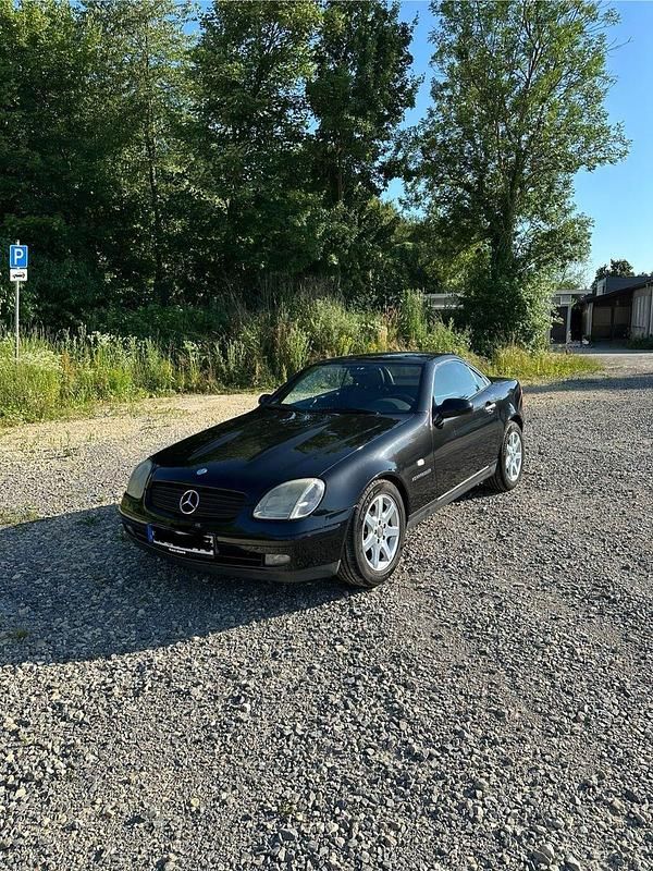 Schwarz Gebraucht 2000 Mercedes SLK230 Cabrio | 6.900 € (Fairer Preis) - Bild 1/4