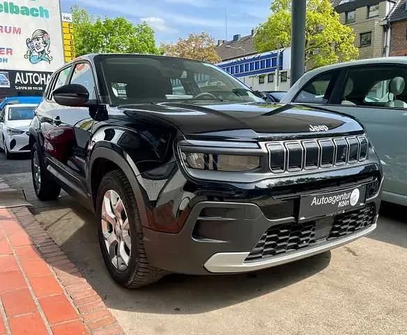 Second-hand Jeep Avenger 101 CP (74 kW) 2024 Negru SUV