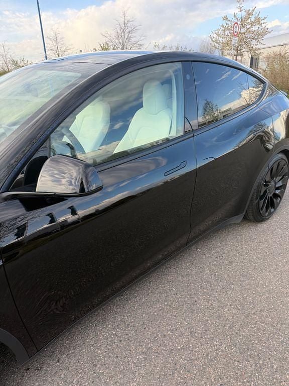 Gebraucht Tesla Model Y Performance 392 kW (534 PS) 2023 Schwarz SUV