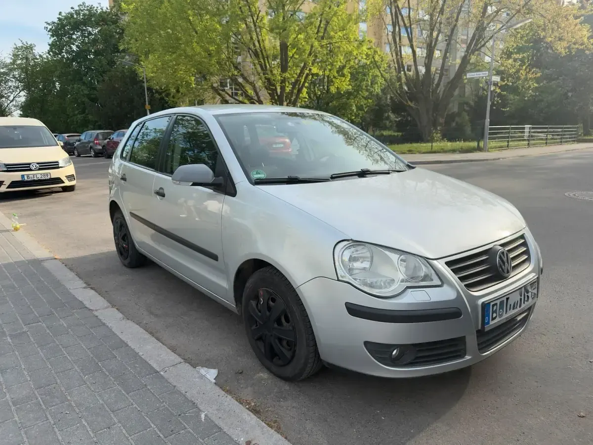 Gebraucht VW Polo 64 PS (47 kW) 2007 Silber Kleinwagen