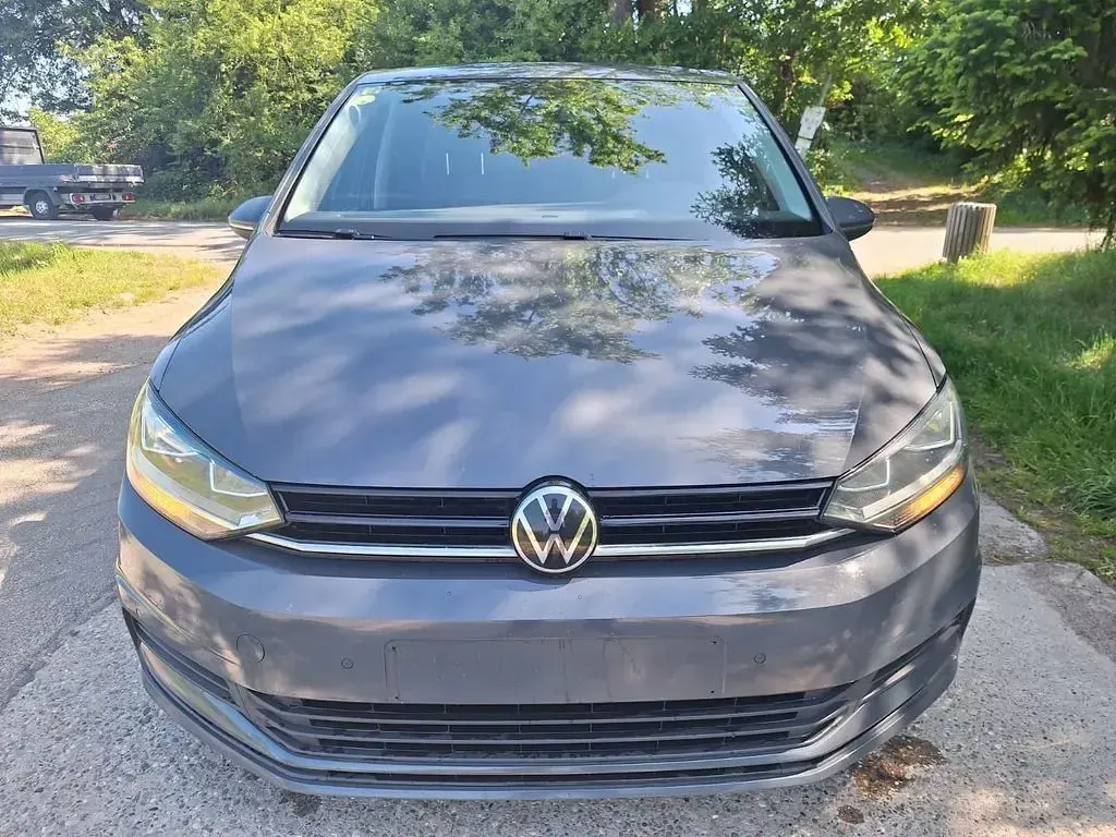 Gebraucht VW Touran 116 PS (85 kW) 2020 Grau Van / Kleinbus