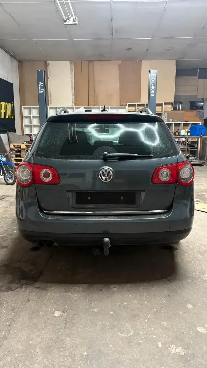 Gebraucht VW Passat 170 PS (125 kW) 2008 Grau Kombi
