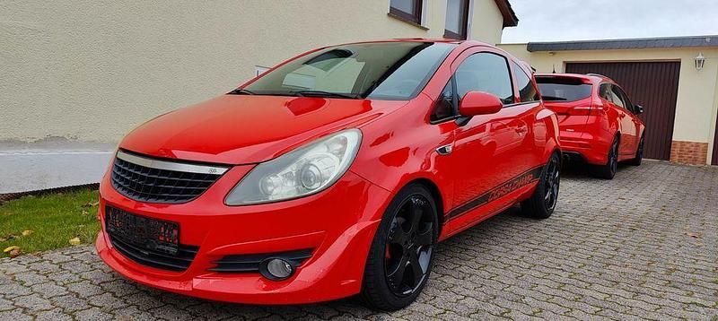 Rot Gebraucht 2008 Opel Corsa Limousine | 4.500 € (Etwas zu teuer) - Bild 1/4