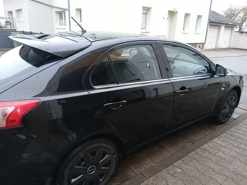 Gebraucht Mitsubishi Lancer 117 PS (86 kW) 2012 Schwarz Limousine
