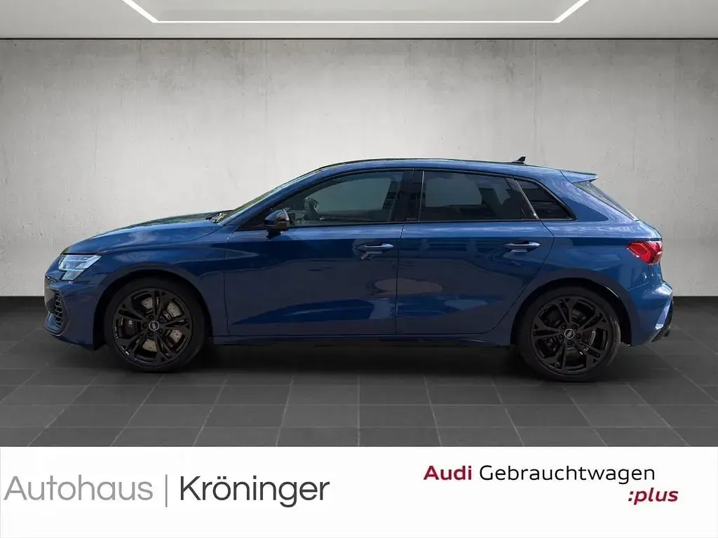 Gebraucht Audi S3 Sport 333 PS (244 kW) 2025 Blau Limousine