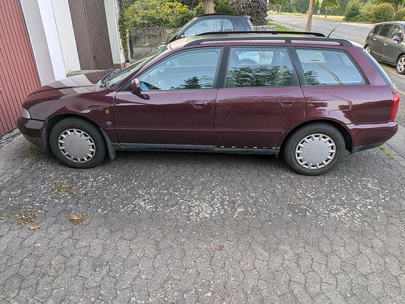 Gebraucht 1997 Audi A4 Kombi | 550 € (Guter Preis) - Bild 1/4