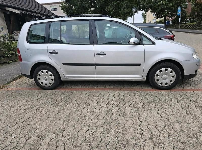 Silber Gebraucht 2003 VW Touran Van / Kleinbus | 1.500 € (Fairer Preis) - Bild 1/4