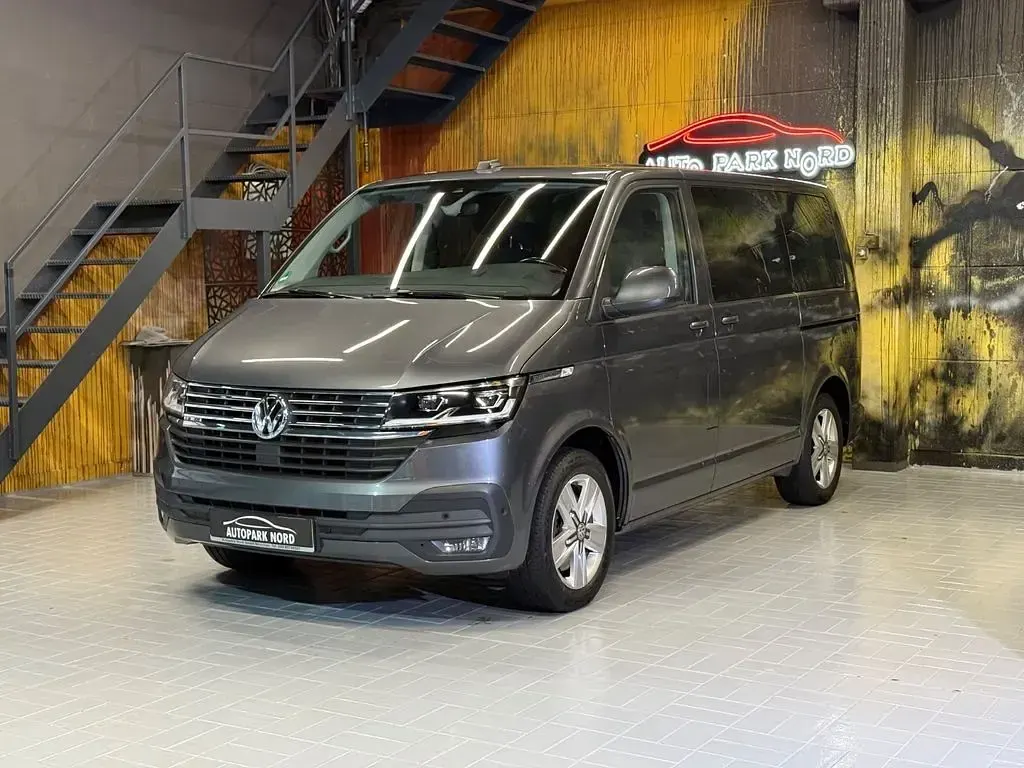 Gebraucht VW Multivan 199 PS (146 kW) 2020 Grau Van / Kleinbus
