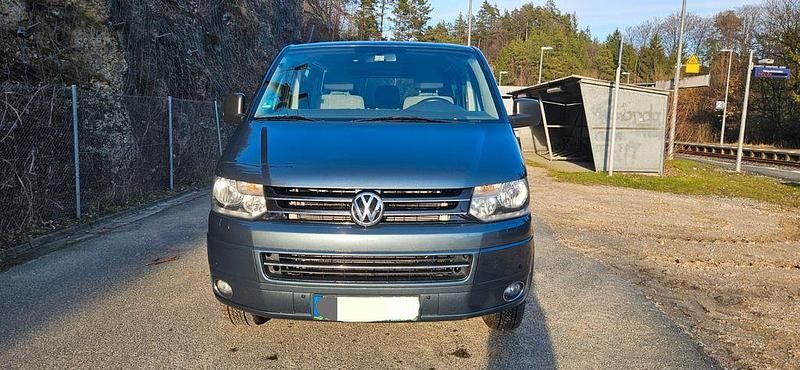 Gebraucht VW T5 131 PS (96 kW) 2006 Grau Van
