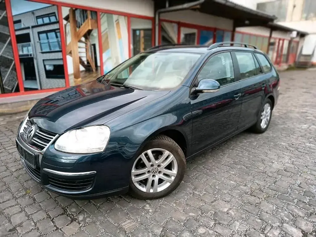 Gebraucht VW Golf VI 105 PS (77 kW) 2009 Blau Kleinwagen