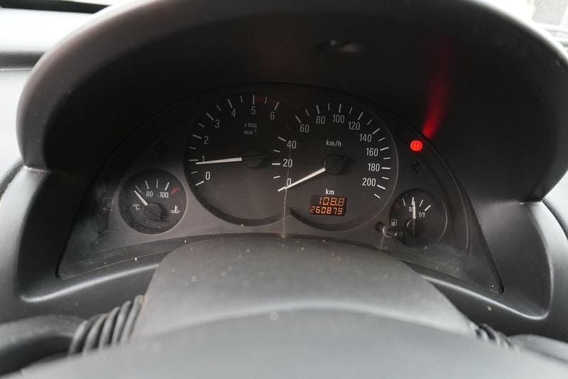 Second-hand Opel Combo 70 CP (51 kW) 2006 Alb Monovolum