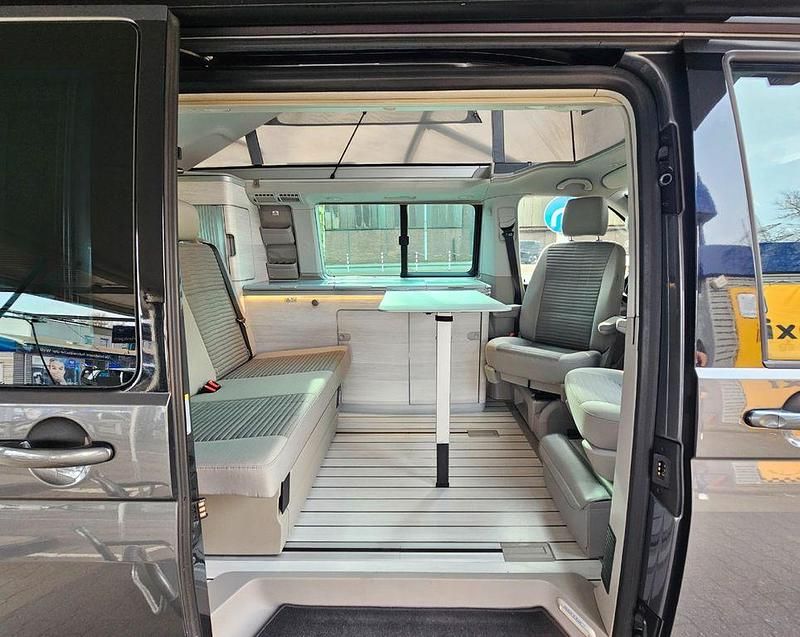 Gebraucht VW California Edition 204 PS (150 kW) 2017 Grau Van