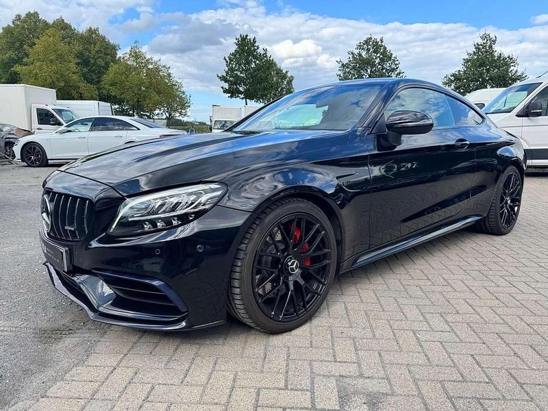 Schwarz Gebraucht 2019 Mercedes C63 AMG AMG Coupé | 58.900 € (Fairer Preis) - Bild 1/4