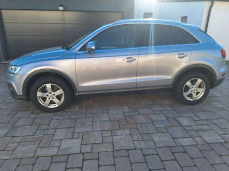 Silber Gebraucht 2018 Audi Q3 Sport SUV | 15.000 € (Guter Preis) - Bild 1/4