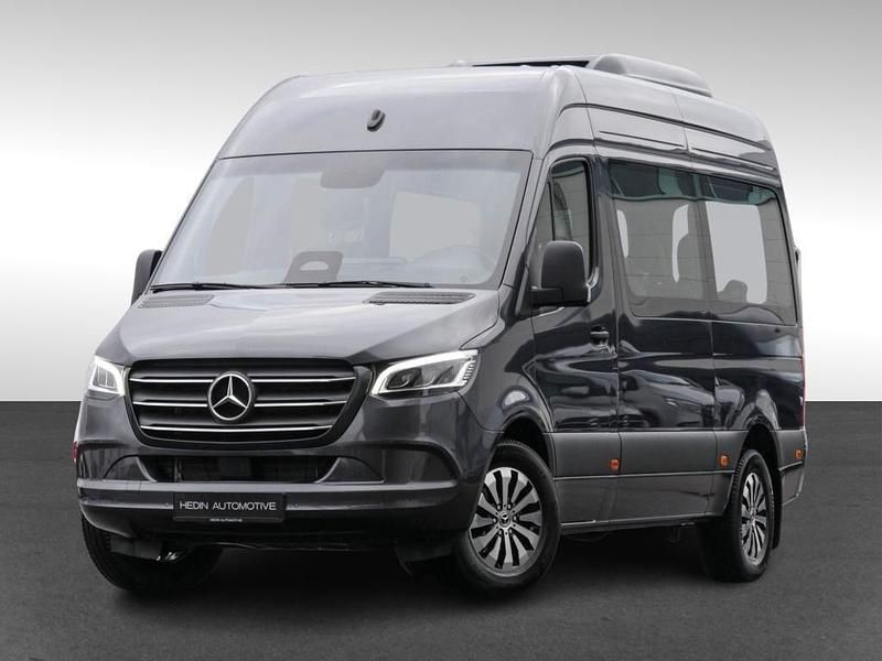 Gebraucht Mercedes Sprinter 190 PS (139 kW) 2024 Grau Van