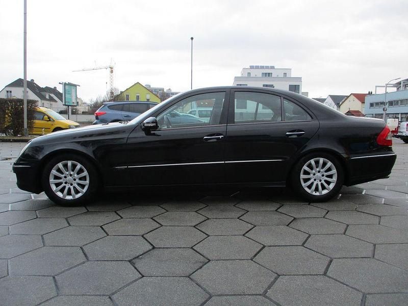 Gebraucht Mercedes E350 272 PS (200 kW) 2007 Schwarz Limousine