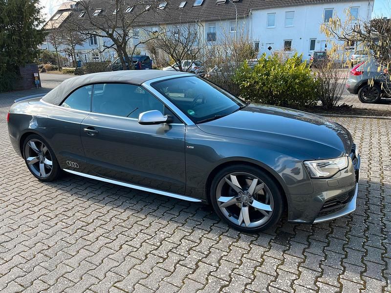 Gebraucht Audi A5 Cabriolet S-Line 170 PS (125 kW) 2016 Grau Cabrio
