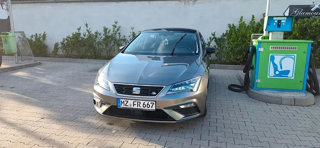 Gebraucht Seat Leon FR 179 PS (131 kW) 2017 Grau Limousine