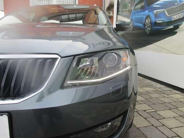 Gebraucht Skoda Octavia Style 150 PS (110 kW) 2017 Quarzgrau metallic Kombi