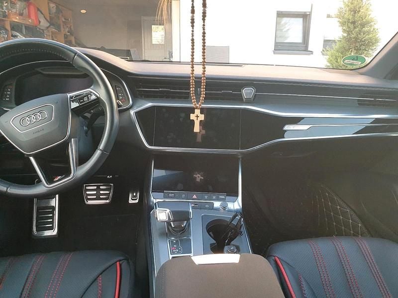 Schwarz Gebraucht 2018 Audi A6 S-Line Kombi | 23.900 € (Superpreis) - Bild 1/4