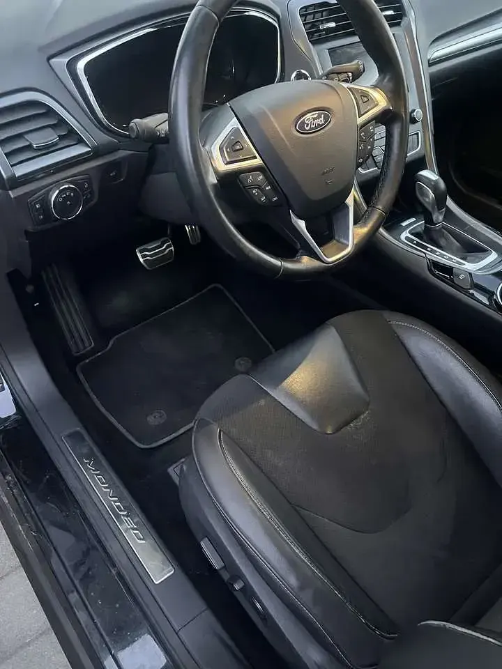 Używany Ford Mondeo Titanium 150 KM (110 kW) 2015 Czarny Kombi