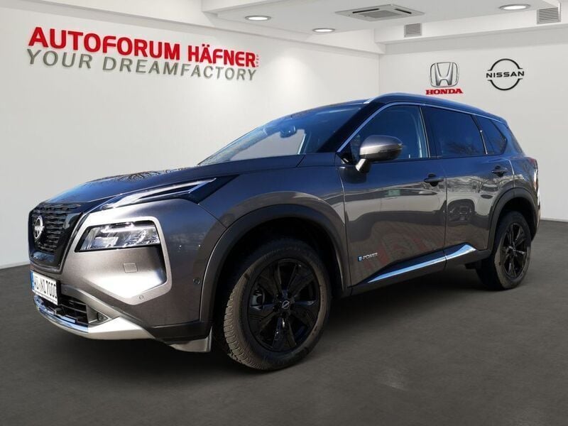 Grau Gebraucht 2024 Nissan X-Trail Tekna SUV | 44.990 € - Bild 1/4