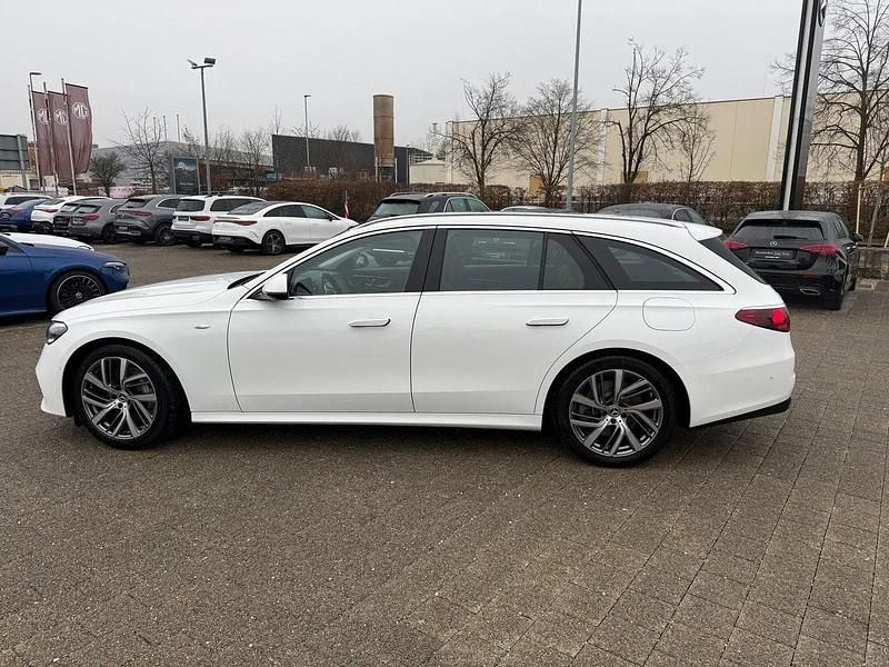 Gebraucht Mercedes E300 Avantgarde 313 PS (230 kW) 2025 Andere Kombi