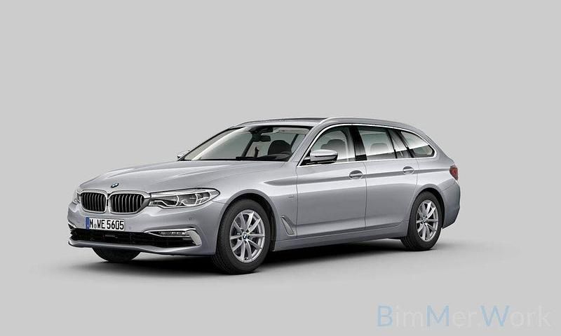 Gebraucht BMW 520 Luxury Line 190 PS (139 kW) 2017 Glaciersilber Kombi
