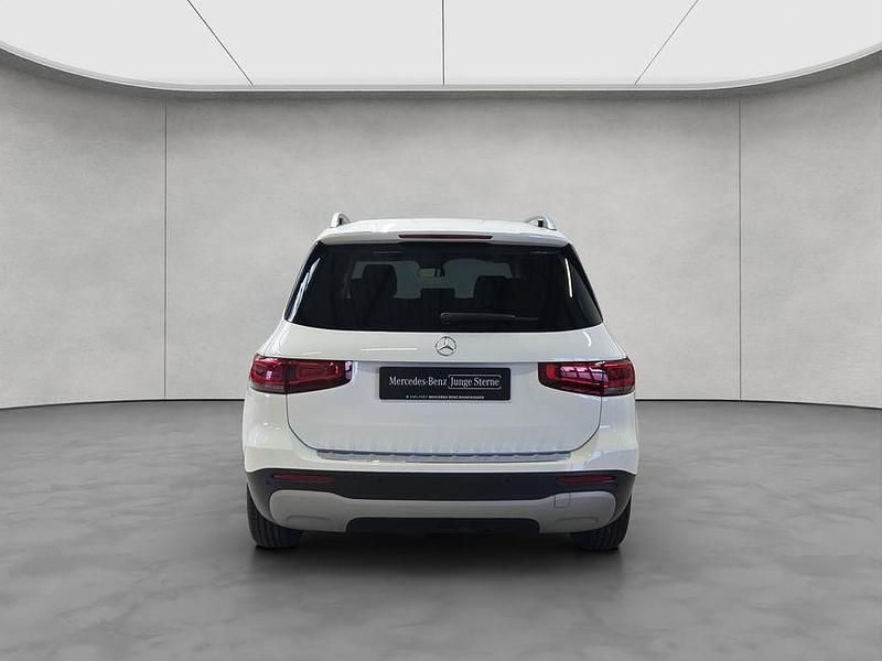 Gebraucht Mercedes GLB200 Advanced 150 PS (110 kW) 2023 Weiß SUV