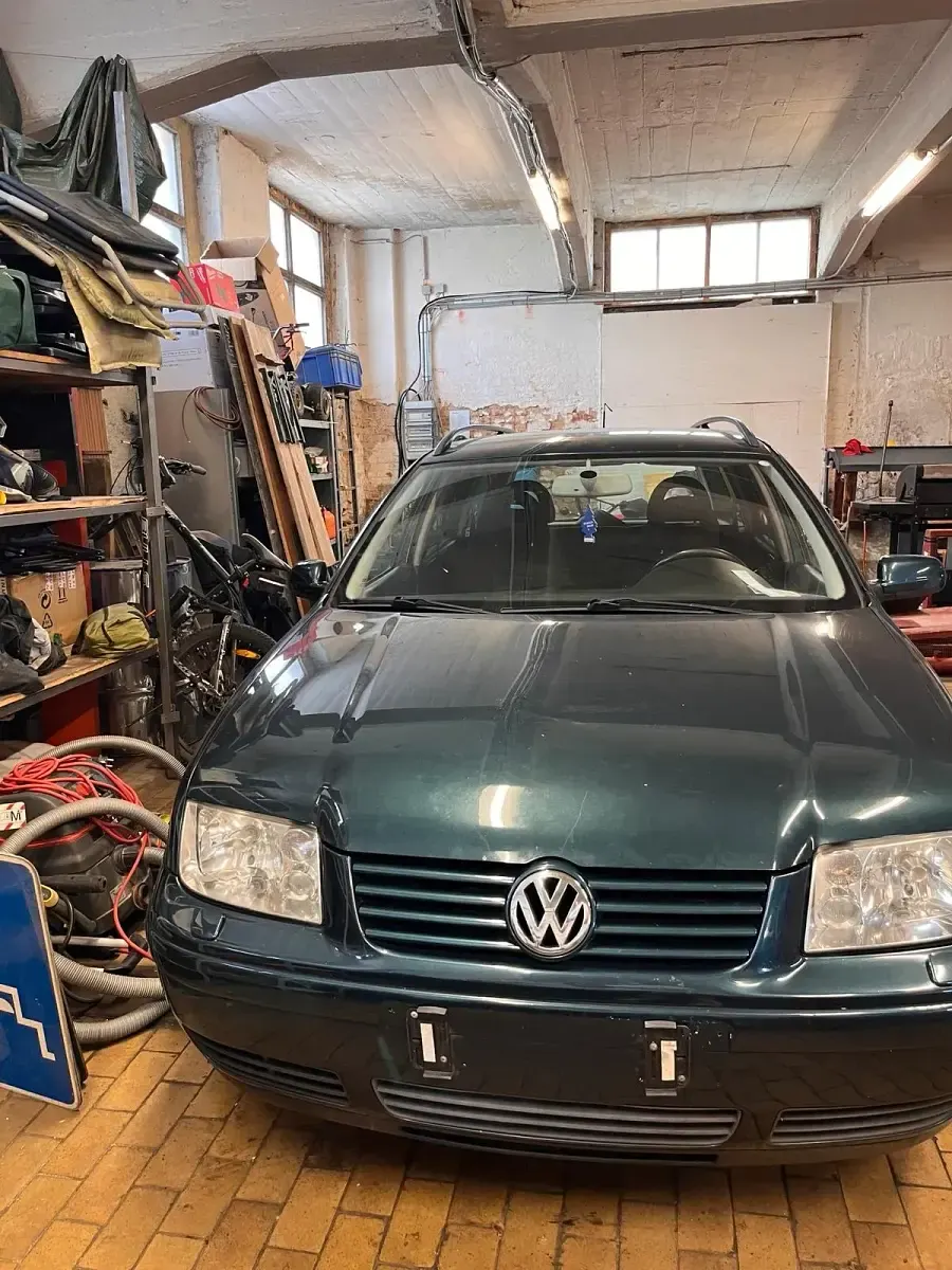 Gebraucht VW Bora 150 PS (110 kW) 2001 Blau Kombi