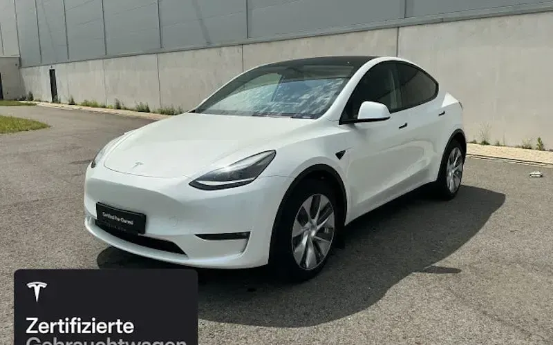 Gebraucht Tesla Model Y 273 kW (372 PS) 2024 Weiß SUV