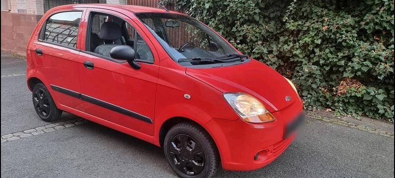 Gebraucht Chevrolet Matiz 53 PS (38 kW) 2010 Rot Kleinwagen