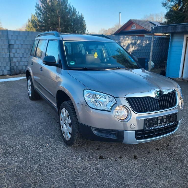 Gebraucht Skoda Yeti Plus Edition 122 PS (89 kW) 2014 Beige SUV